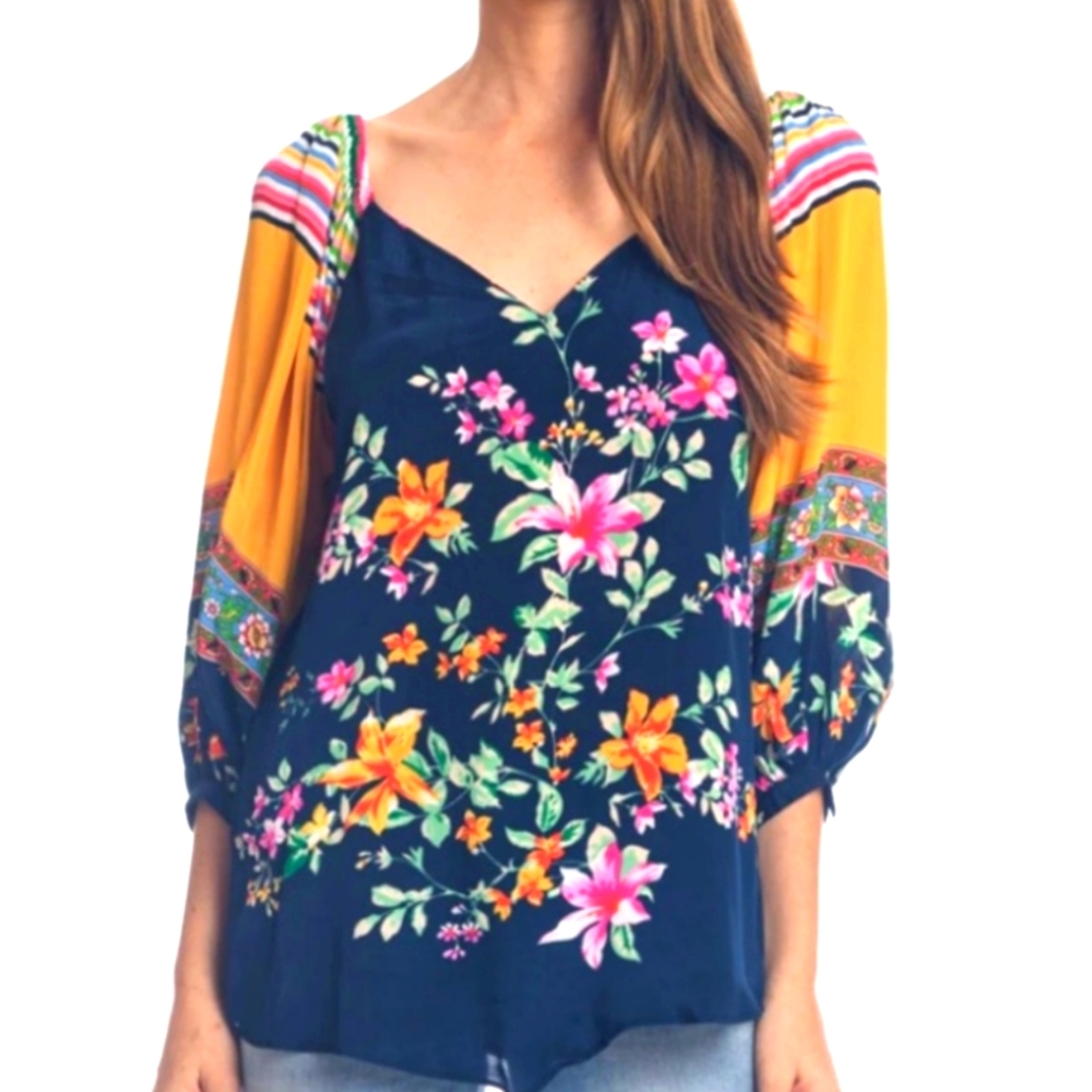 🆕🌿SUNDANCE CATALOG FLORAL TOP🌿